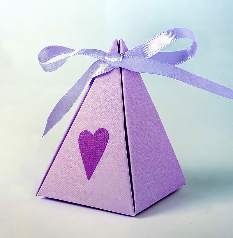 Make an Amazing Wedding Favour Boxes