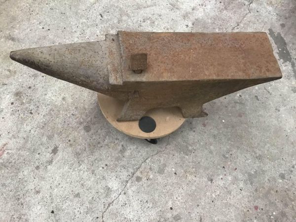 Is a rusty, pitted anvil actually trash? with tags anvil,rust,metalwork
