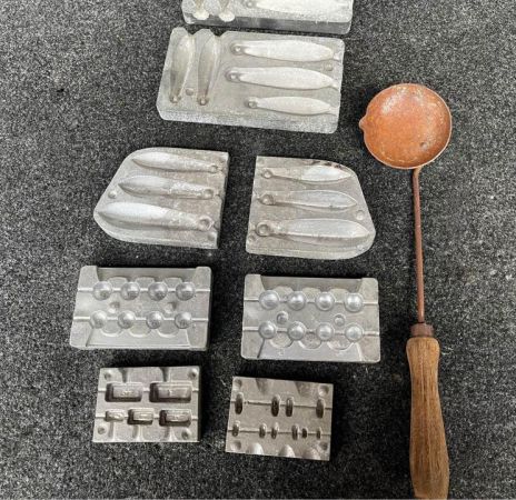 Hello, I have come across a set of, what I think are, fishing weight molds. Personally I have never seen these before an