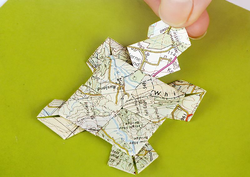 Simple Paper Folding Map Picture