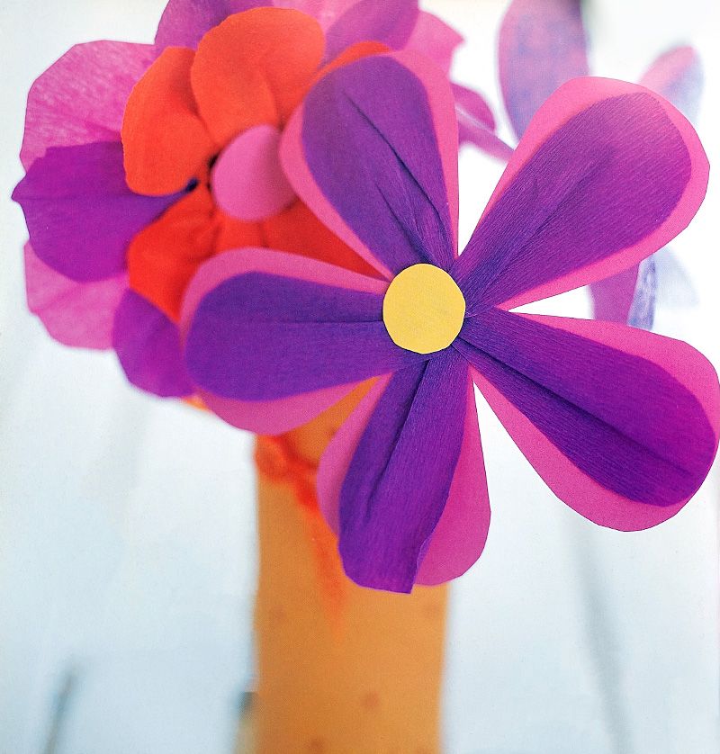 Making Paper Flowers Is Lots of Fun thumbnail