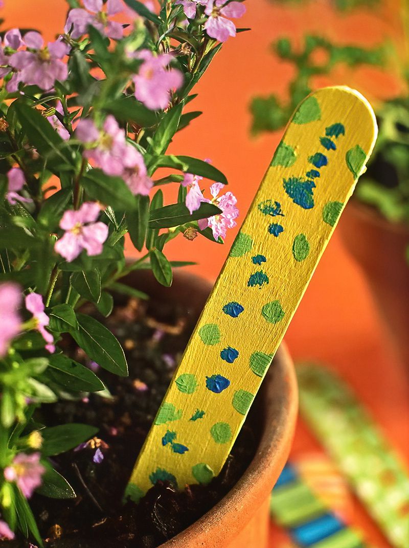 Make Gardening Plant Labels for Kids thumbnail