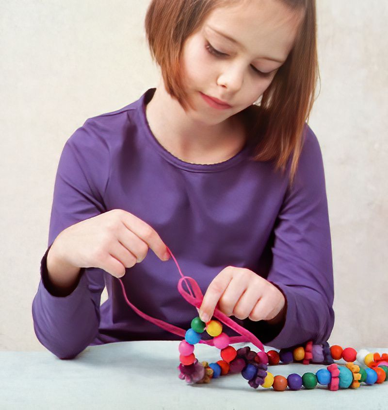 Fun Easy Bead Necklace Tutorial for Kids