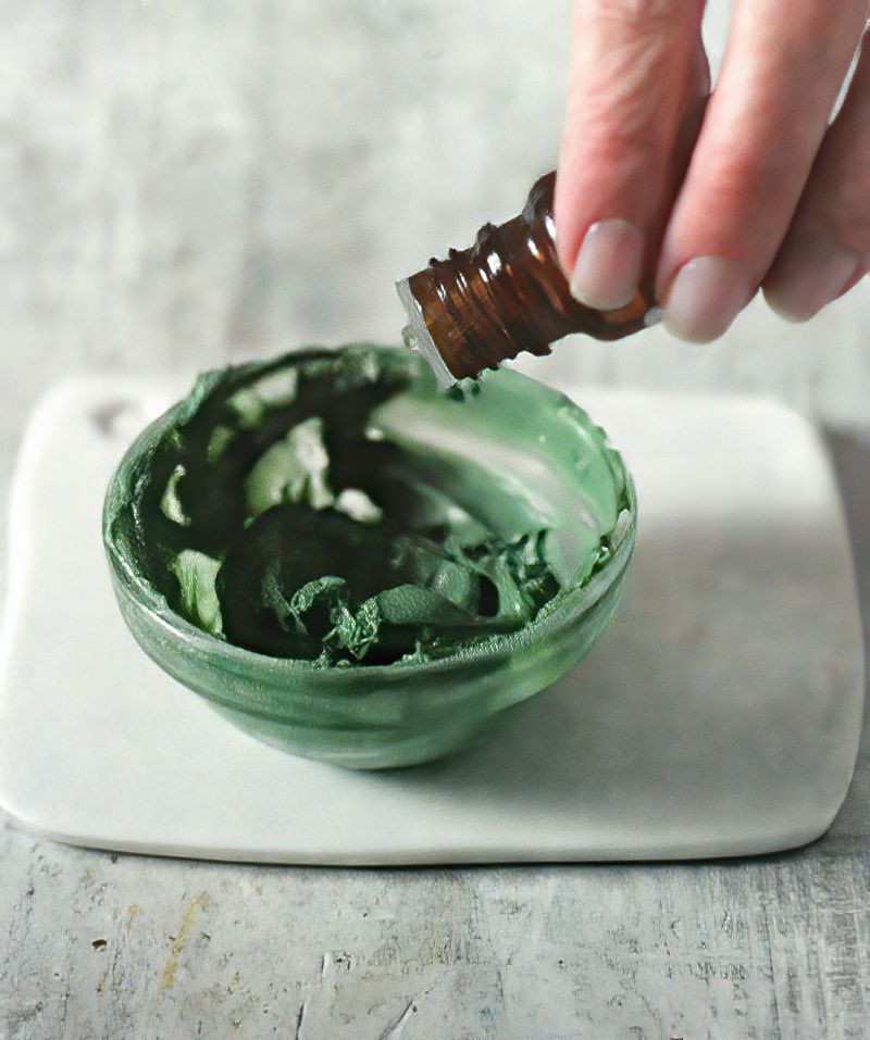 Homemade Green Clay Mask For Cleansing The Skin 
