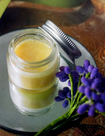 How to Make Honey Lip Balm thumbnail