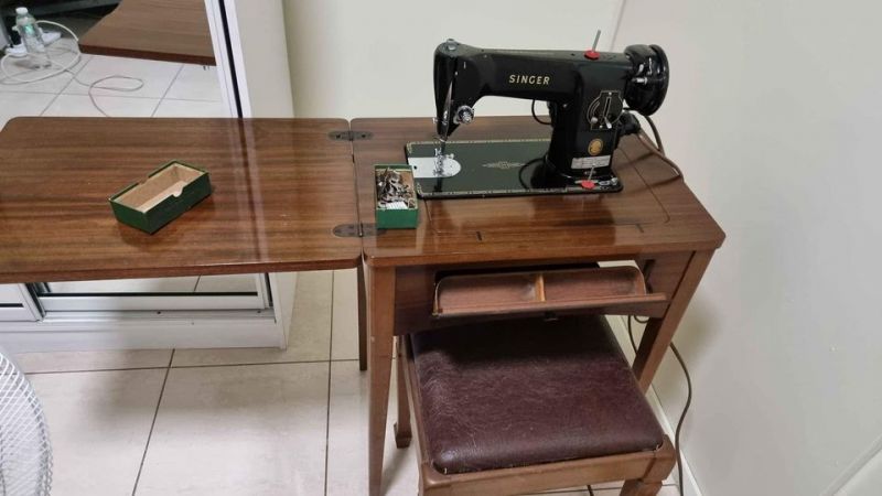 Is this sewing machine suitable for sewing curtains and upholstery? image two