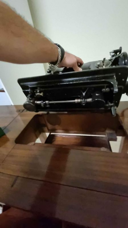 Is this sewing machine suitable for sewing curtains and upholstery? image three