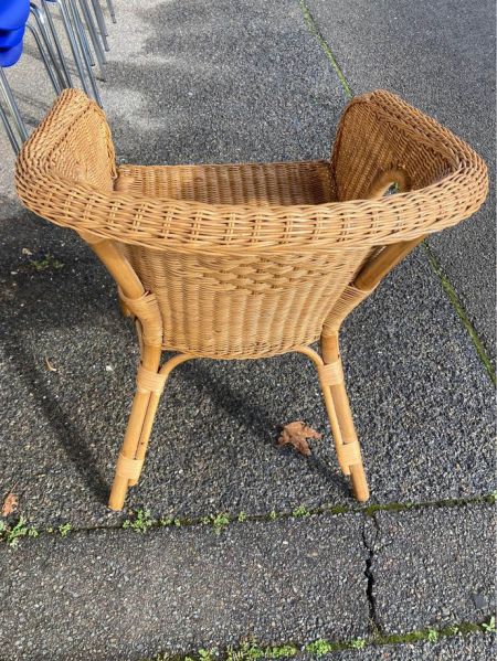 How to paint a wicker chair? image two