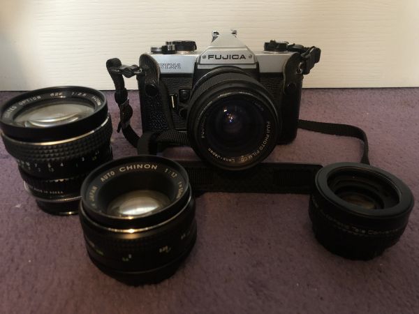 I got this beautiful vintage 35mm camera from one of my local Freecycle groups. It is the Fujica STX-1 make and model. I