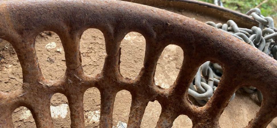 Can you weld cast iron? How to get rid of rust? image one
